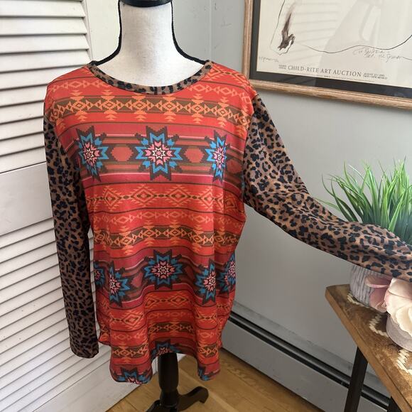 BACK IN THE SADDLE Womens Top Large Colorful Aztex Print Southwestern Casual - Picture 3 of 9